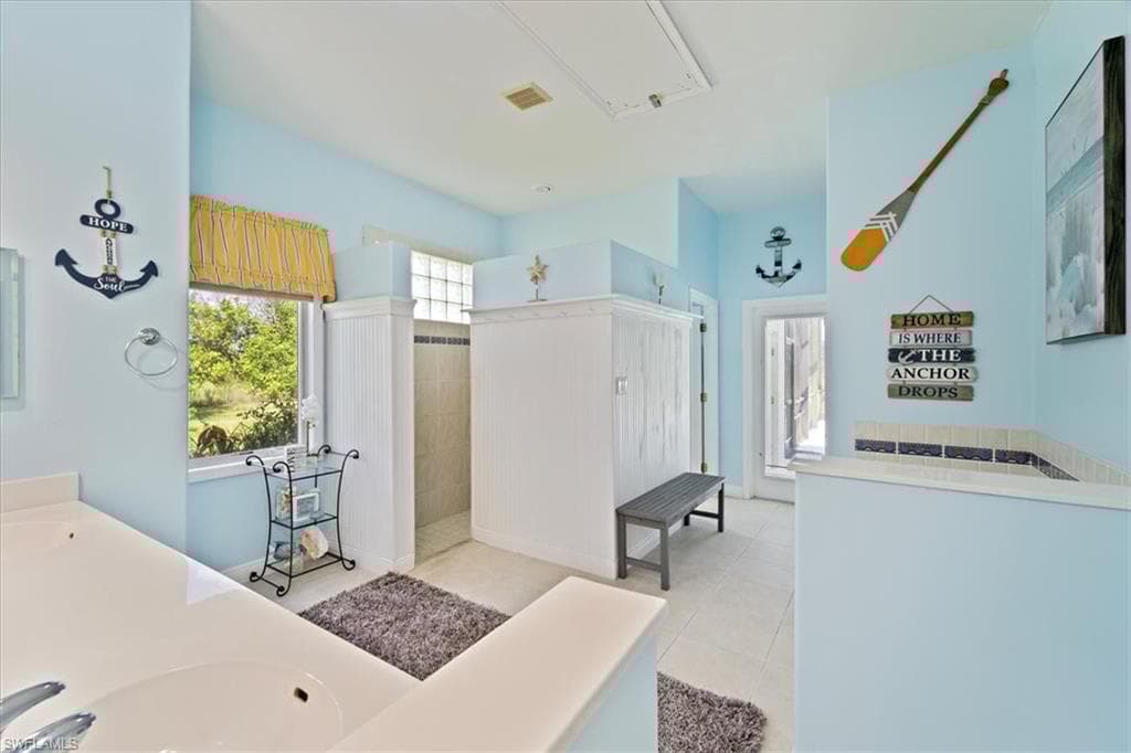 4281 68th Ave NE, Naples, FL 34120-29