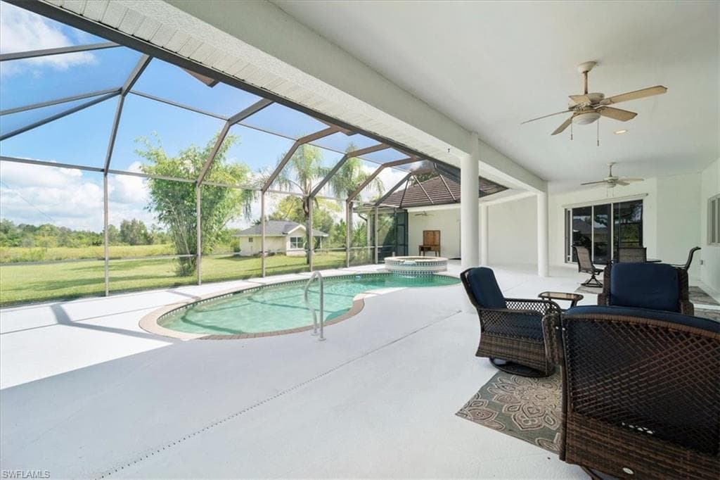 4281 68th Ave NE, Naples, FL 34120-33