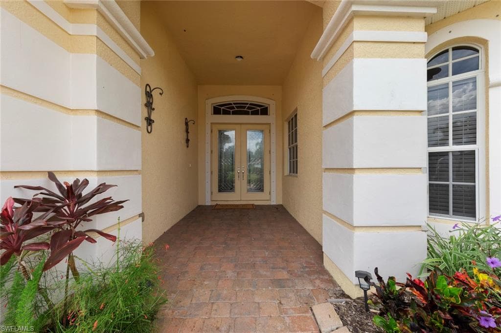 19880 Casa Verde Way, Estero, FL 33967-4
