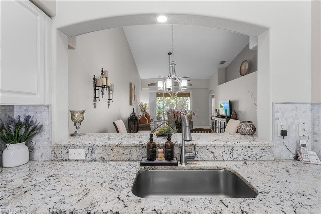 8383 Ibis Cove Cir A162, Naples, FL 34119-13