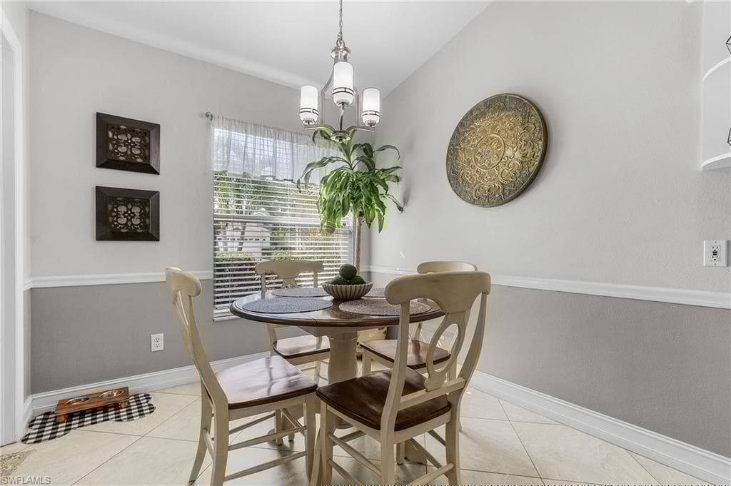 8383 Ibis Cove Cir A162, Naples, FL 34119-15