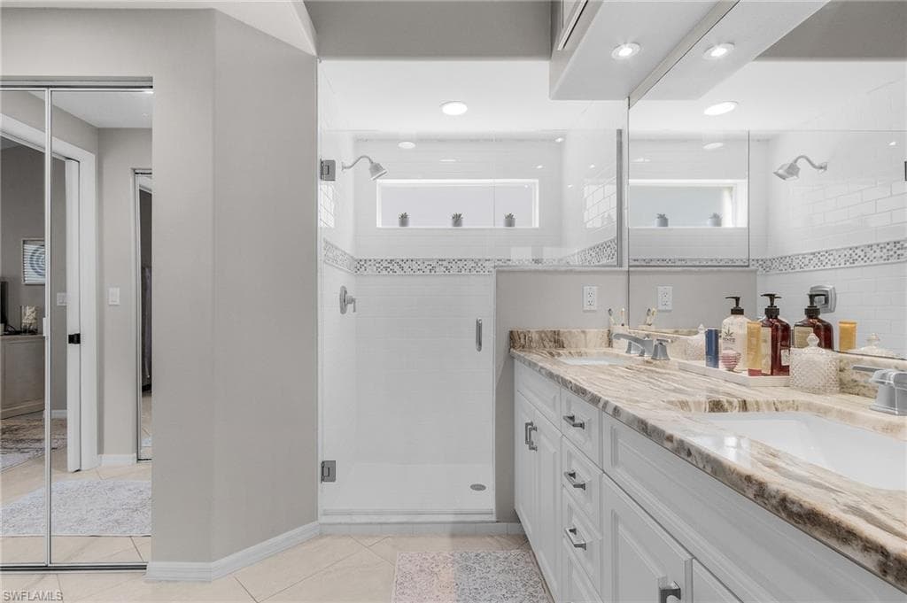 8383 Ibis Cove Cir A162, Naples, FL 34119-21