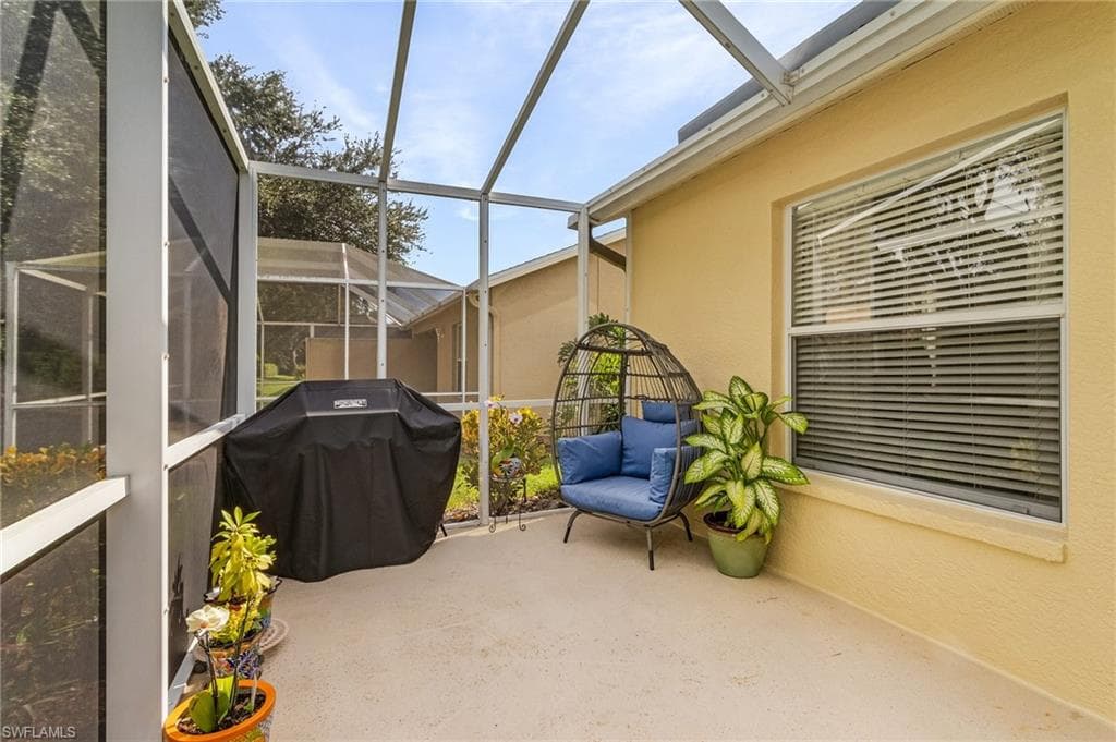 8383 Ibis Cove Cir A162, Naples, FL 34119-25
