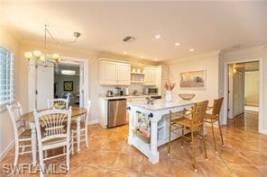 638 7th Ave S B638, Naples, FL 34102-17
