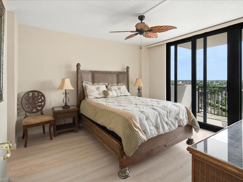 180 Seaview Ct 804, Marco Island, FL 34145-11