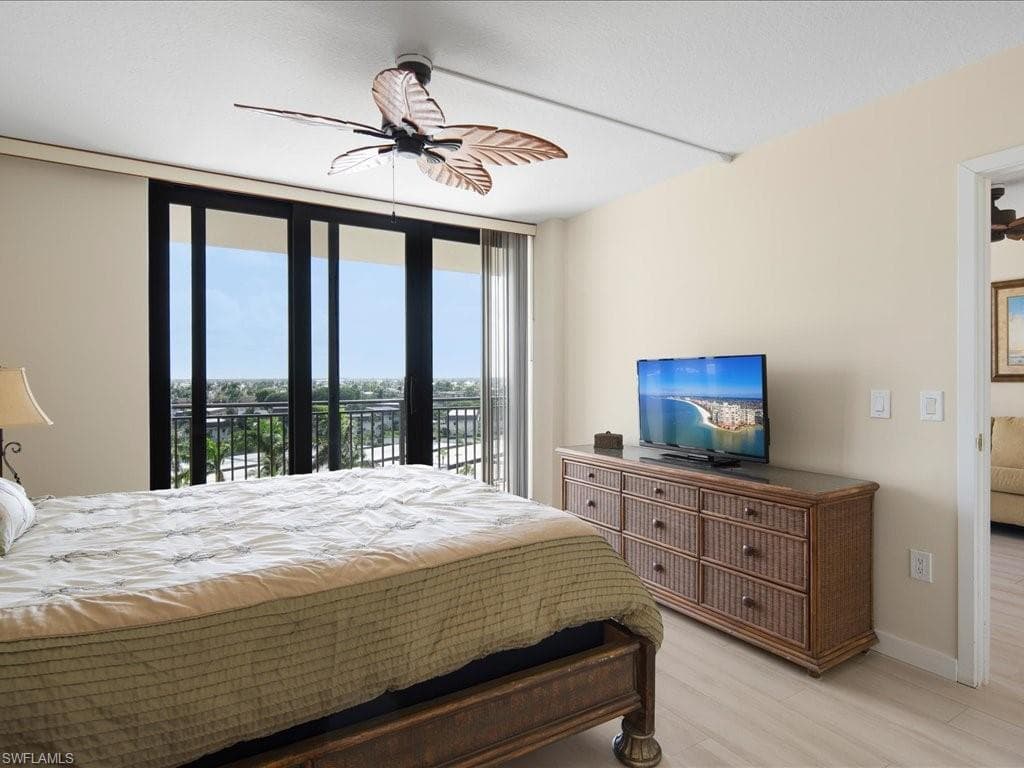 180 Seaview Ct 804, Marco Island, FL 34145-13