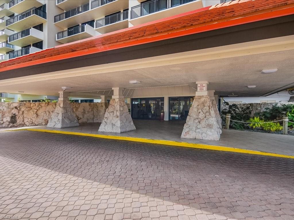180 Seaview Ct 804, Marco Island, FL 34145-3