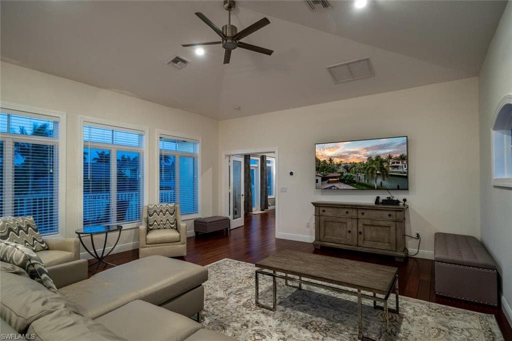 453 18th Ave S, Naples, FL 34102-21