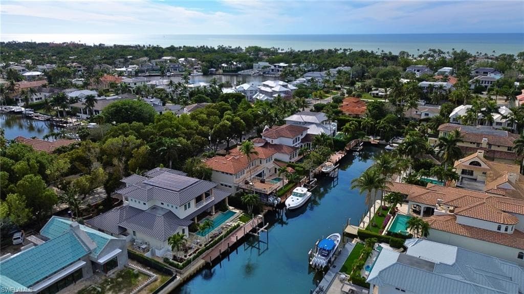 453 18th Ave S, Naples, FL 34102-45