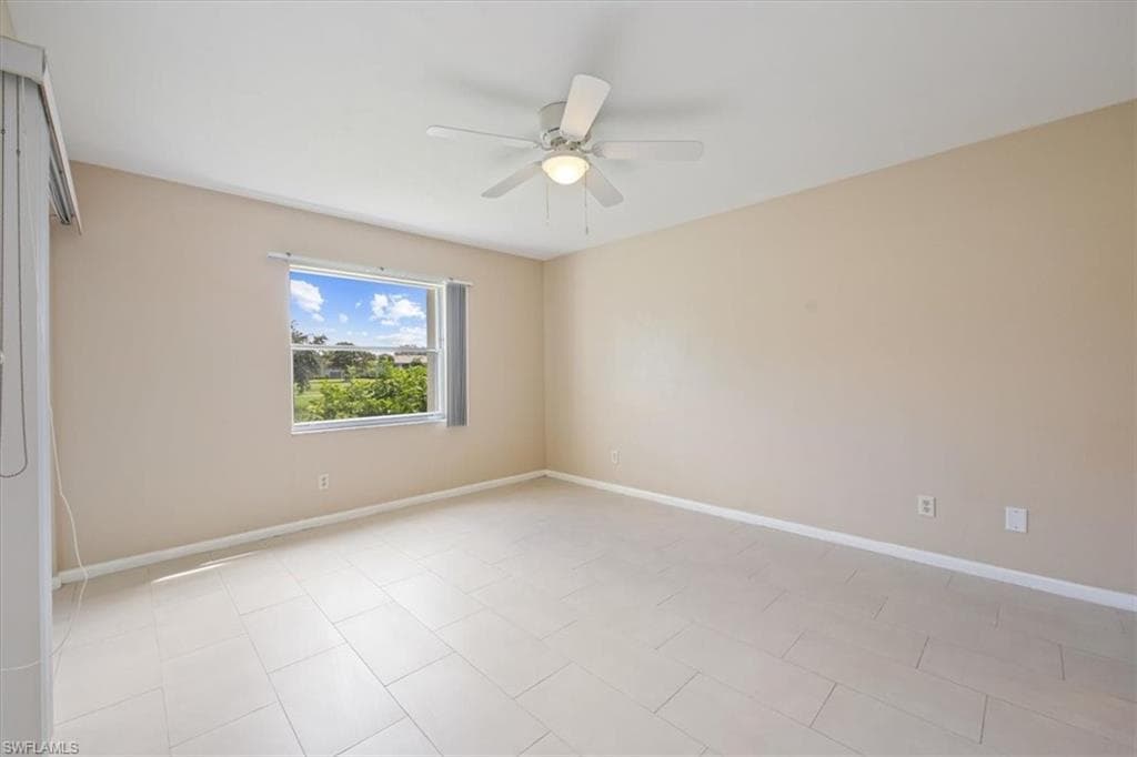 1510 Imperial Golf Course Blvd 114, Naples, FL 34110-15