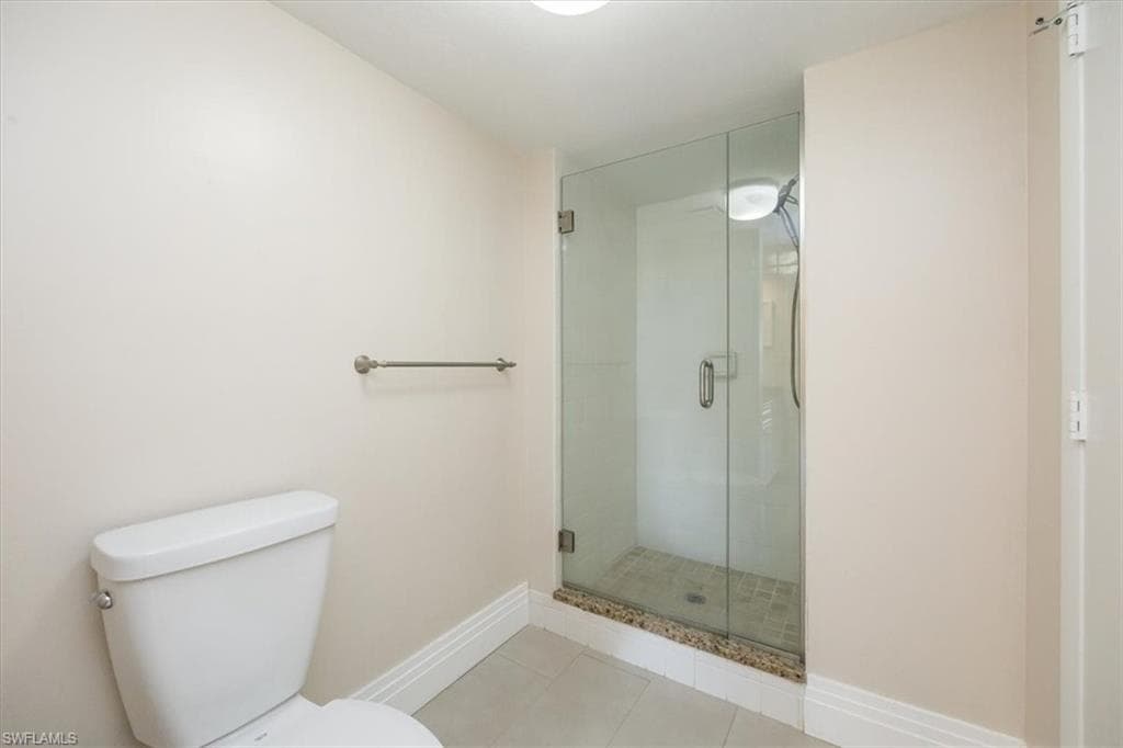 1510 Imperial Golf Course Blvd 114, Naples, FL 34110-17