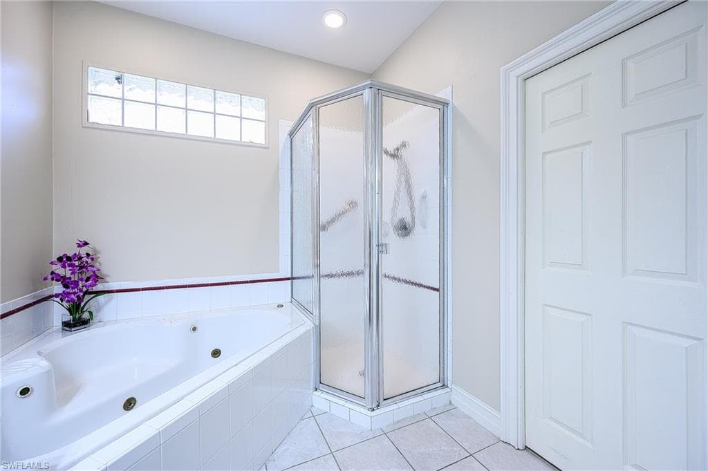 8515 Chase Preserve Dr, Naples, FL 34113-26