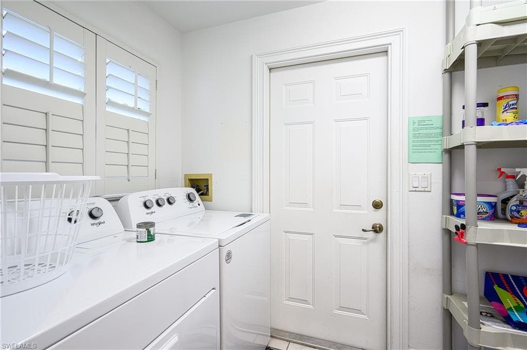 8515 Chase Preserve Dr, Naples, FL 34113-28