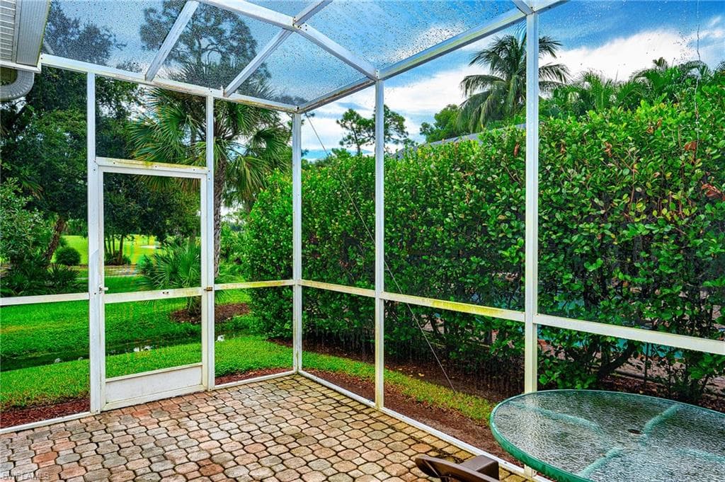 8515 Chase Preserve Dr, Naples, FL 34113-31