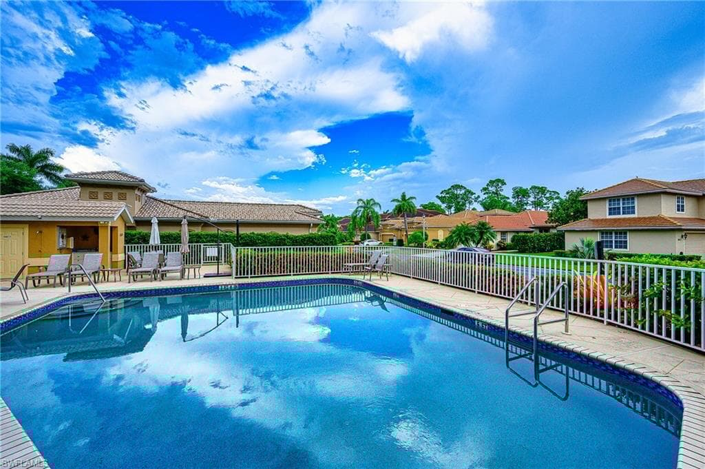 8515 Chase Preserve Dr, Naples, FL 34113-32