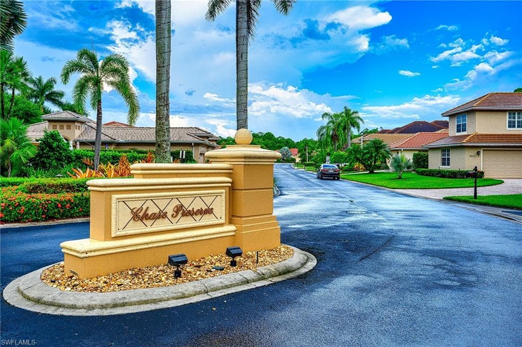 8515 Chase Preserve Dr, Naples, FL 34113-6