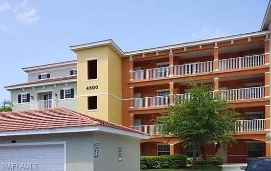 4500 Botanical Place Cir 206, Naples, FL 34112-2