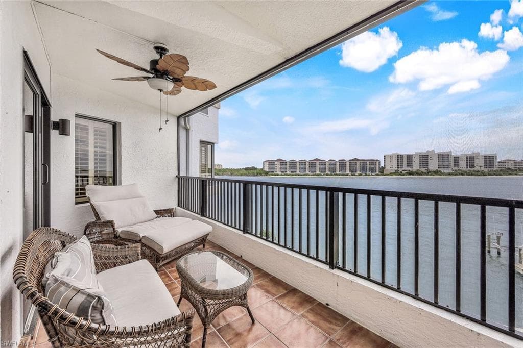 334 La Peninsula Blvd 334, Naples, FL 34113-11