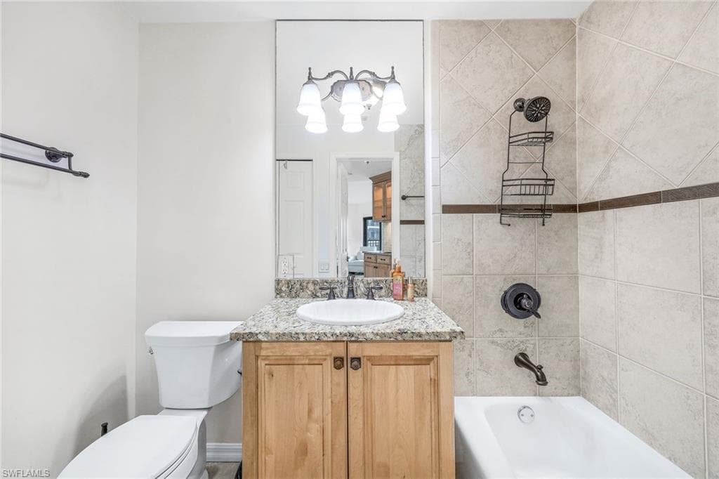334 La Peninsula Blvd 334, Naples, FL 34113-33