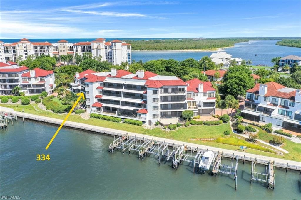 334 La Peninsula Blvd 334, Naples, FL 34113-3