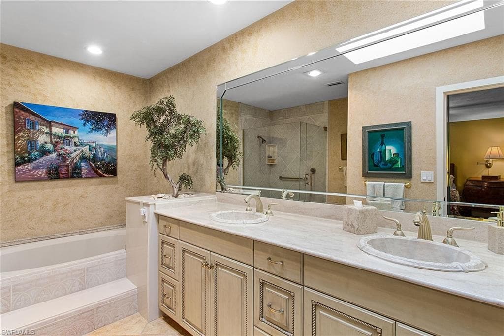 505 Tierra Mar Ln W 48, Naples, FL 34108-15