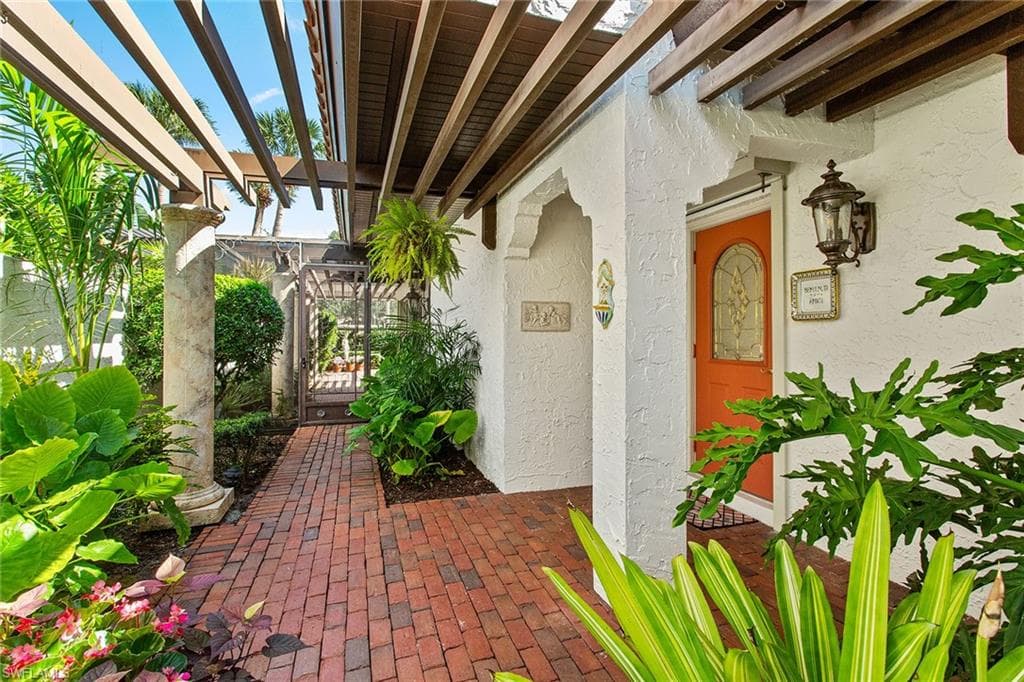 505 Tierra Mar Ln W 48, Naples, FL 34108-4