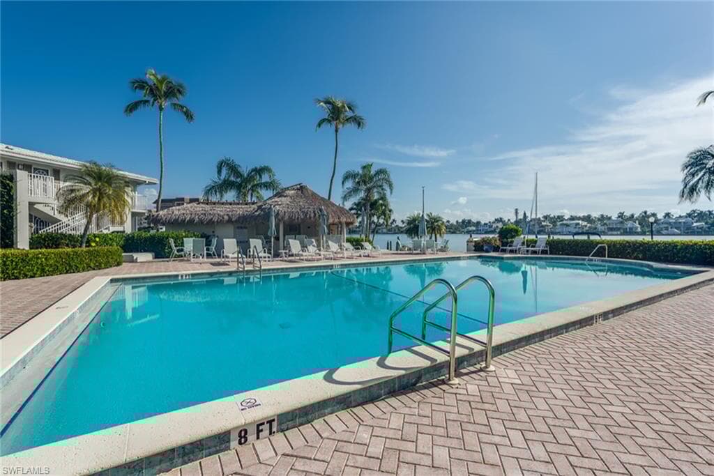 2800 Gulf Shore Blvd N 101, Naples, FL 34103-22