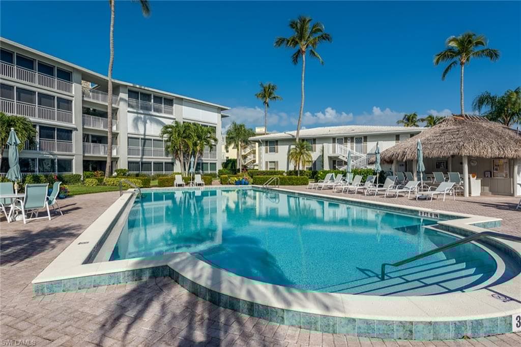 2800 Gulf Shore Blvd N 101, Naples, FL 34103-23