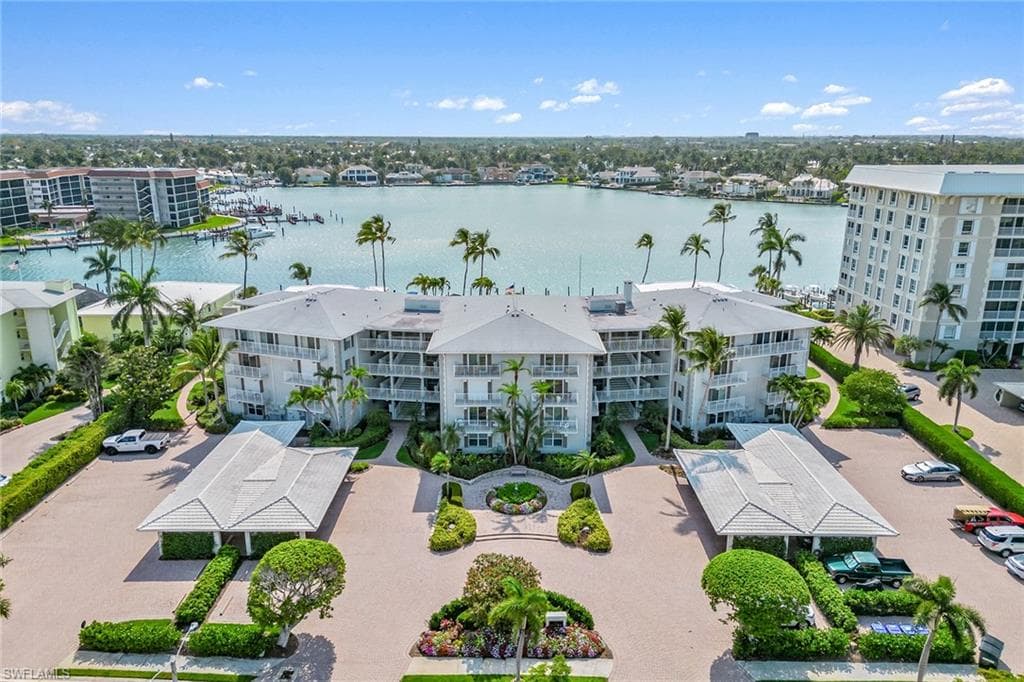 2800 Gulf Shore Blvd N 101, Naples, FL 34103-28