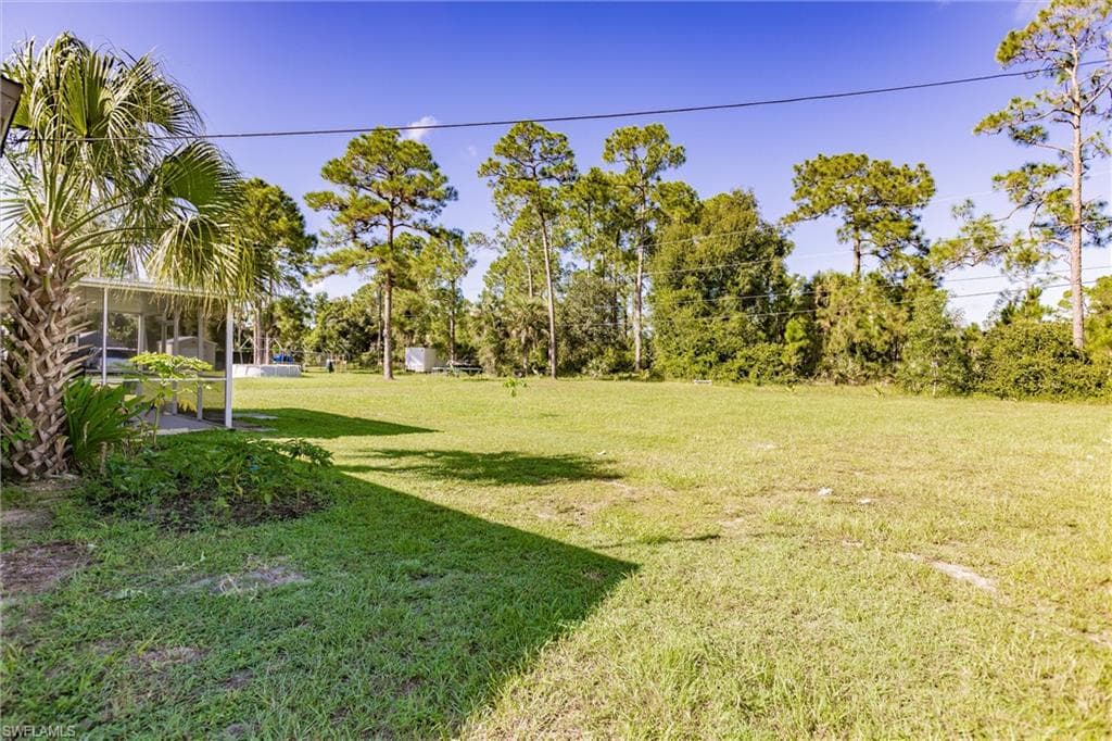 713 Canton Ave, Lehigh Acres, FL 33972-33