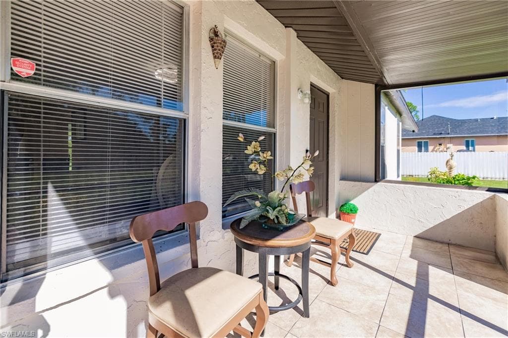 713 Canton Ave, Lehigh Acres, FL 33972-5