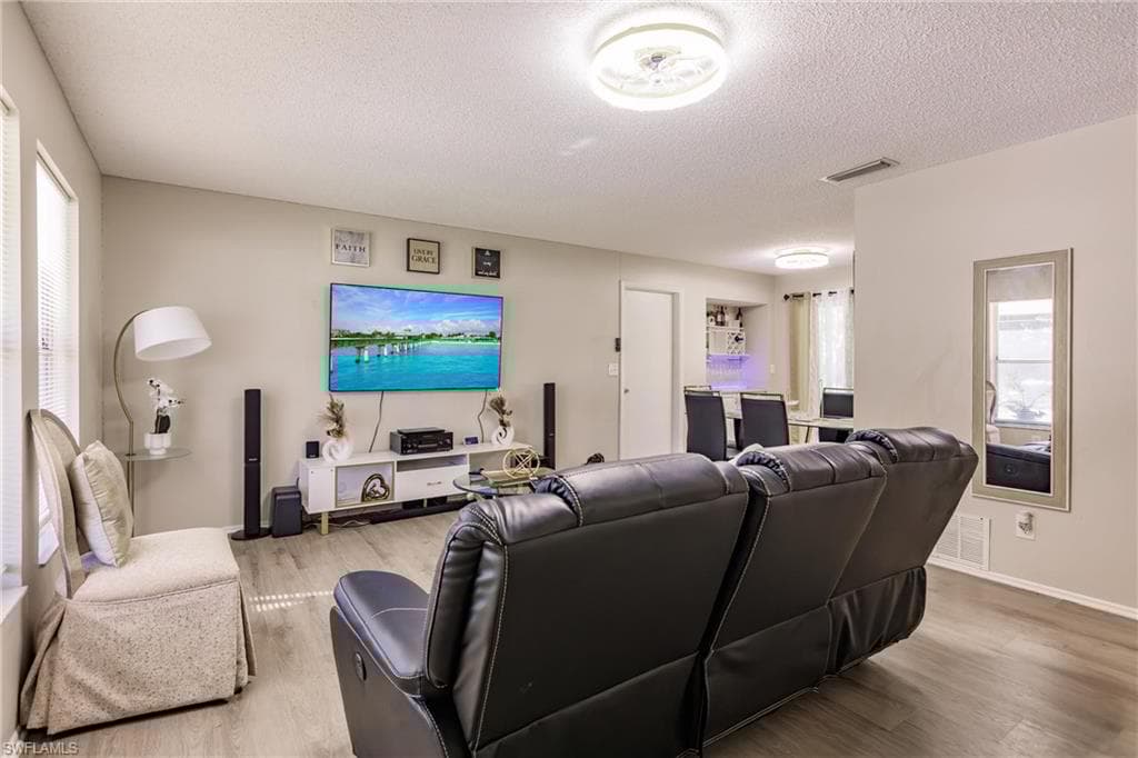 713 Canton Ave, Lehigh Acres, FL 33972-6