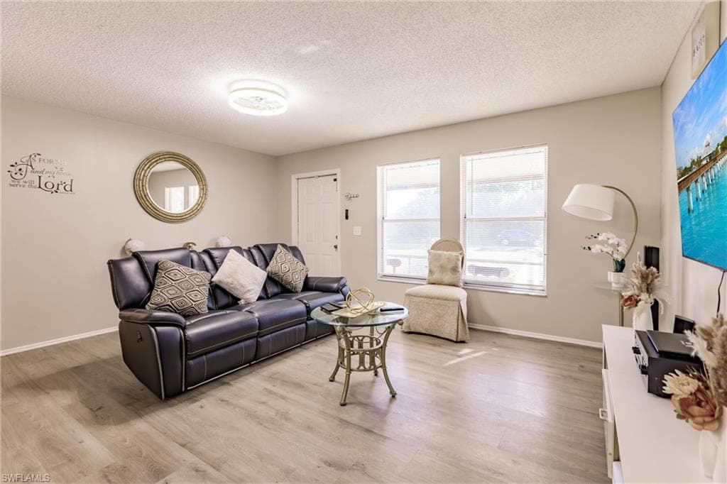 713 Canton Ave, Lehigh Acres, FL 33972-8