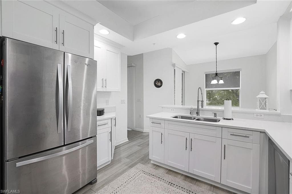 3435 Laurel Greens Ln S 203, Naples, FL 34119-5