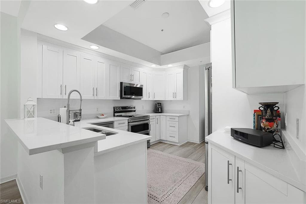 3435 Laurel Greens Ln S 203, Naples, FL 34119-7