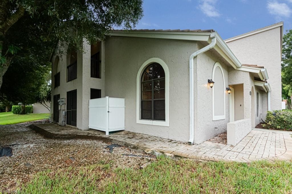 942 Augusta Blvd E D941, Naples, FL 34113-9