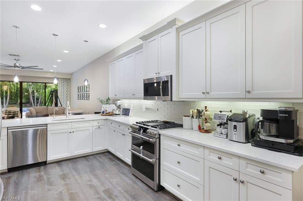4119 Zelkova Ct, Naples, FL 34119-8
