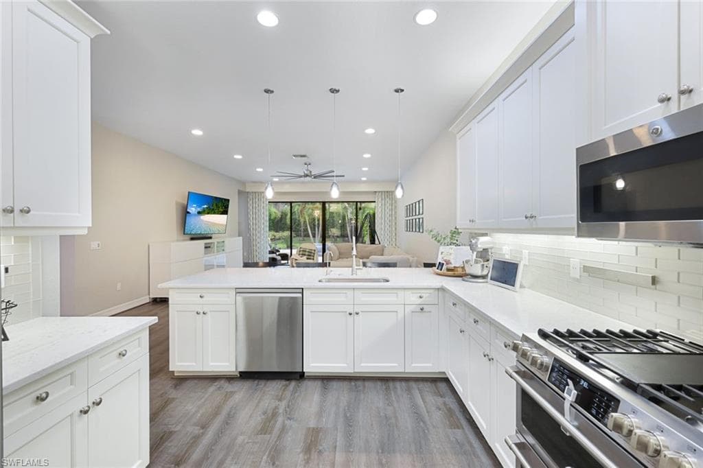 4119 Zelkova Ct, Naples, FL 34119-10