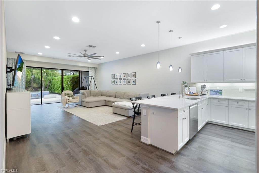 4119 Zelkova Ct, Naples, FL 34119-13