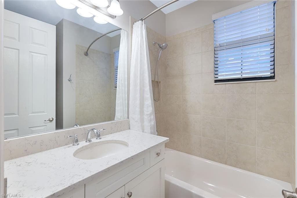 4119 Zelkova Ct, Naples, FL 34119-25