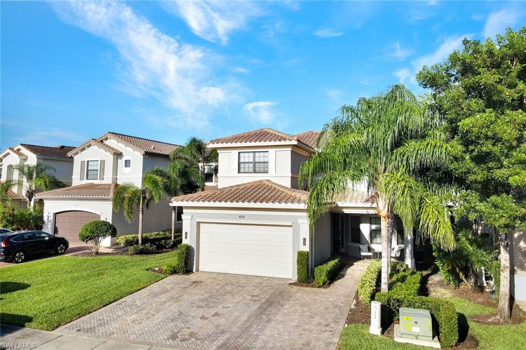 4119 Zelkova Ct, Naples, FL 34119-1