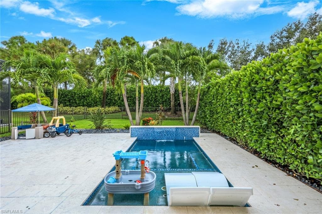 4119 Zelkova Ct, Naples, FL 34119-34
