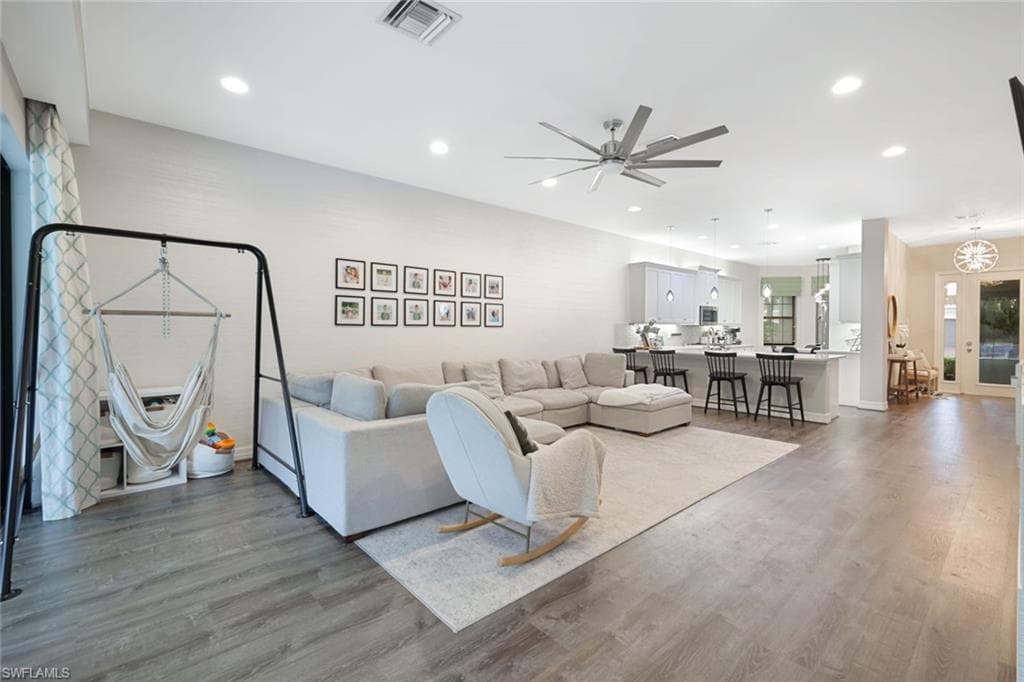 4119 Zelkova Ct, Naples, FL 34119-5