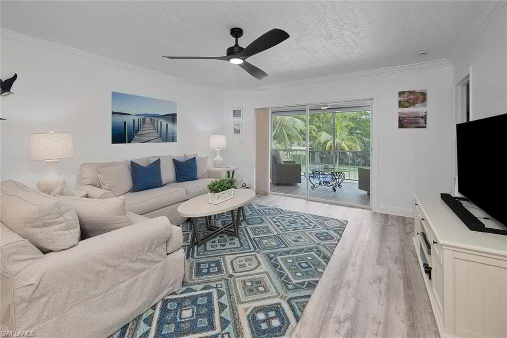 1320 Blue Point Ave 11, Naples, FL 34102-3