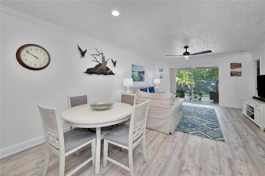 1320 Blue Point Ave 11, Naples, FL 34102-8