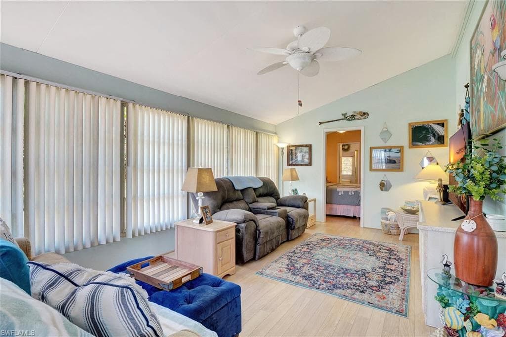 1031 Crystal Lake Dr, Naples, FL 34120-14