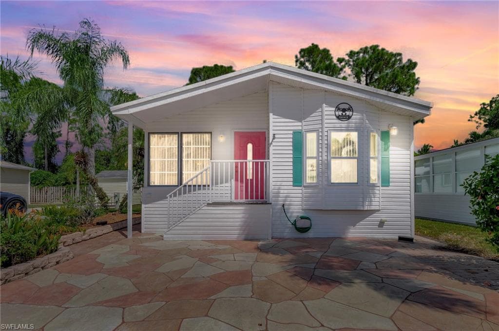 1031 Crystal Lake Dr, Naples, FL 34120-1
