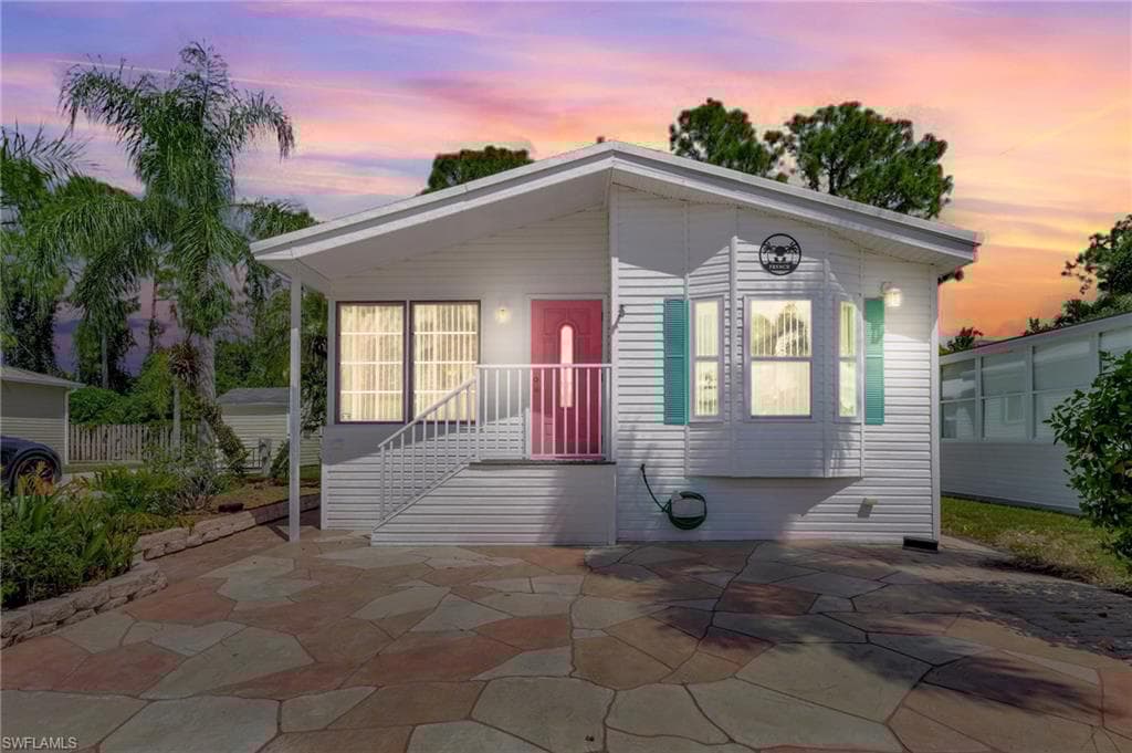 1031 Crystal Lake Dr, Naples, FL 34120-2