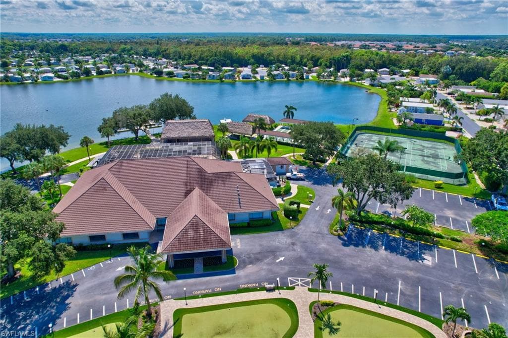 1031 Crystal Lake Dr, Naples, FL 34120-40