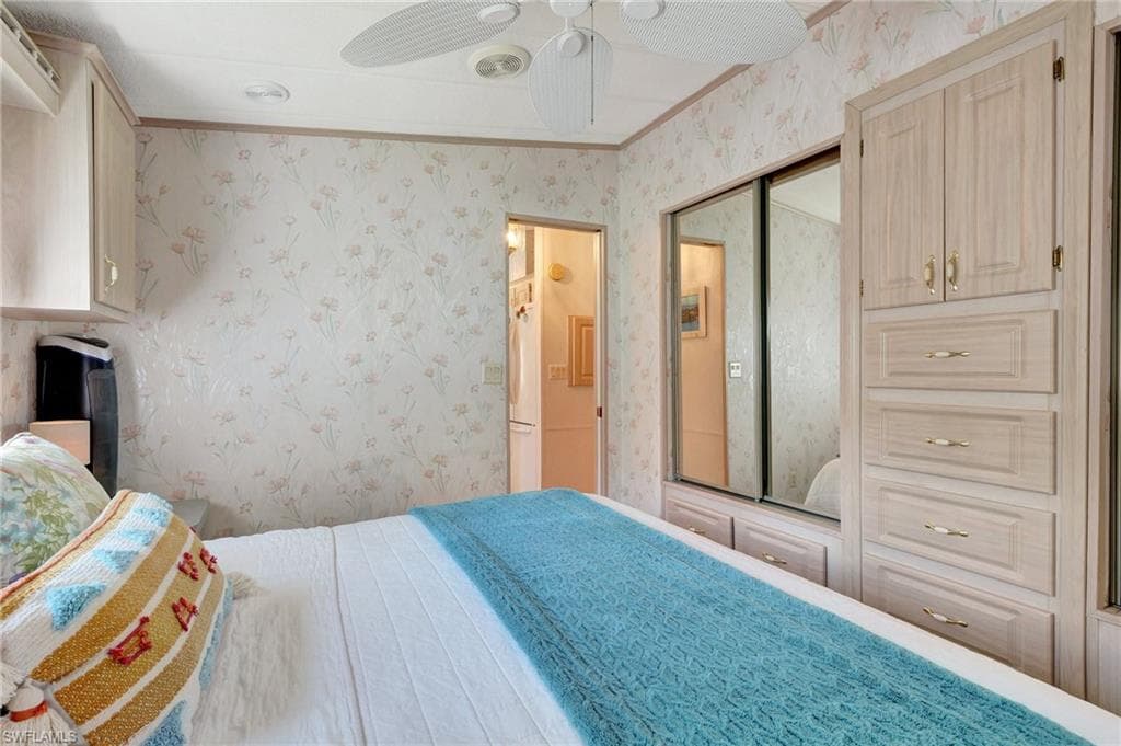 1031 Crystal Lake Dr, Naples, FL 34120-5